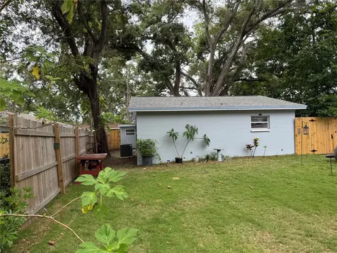 613 1st Avenue NE Largo FL 33770