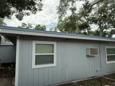 613 1st Avenue NE Largo FL 33770