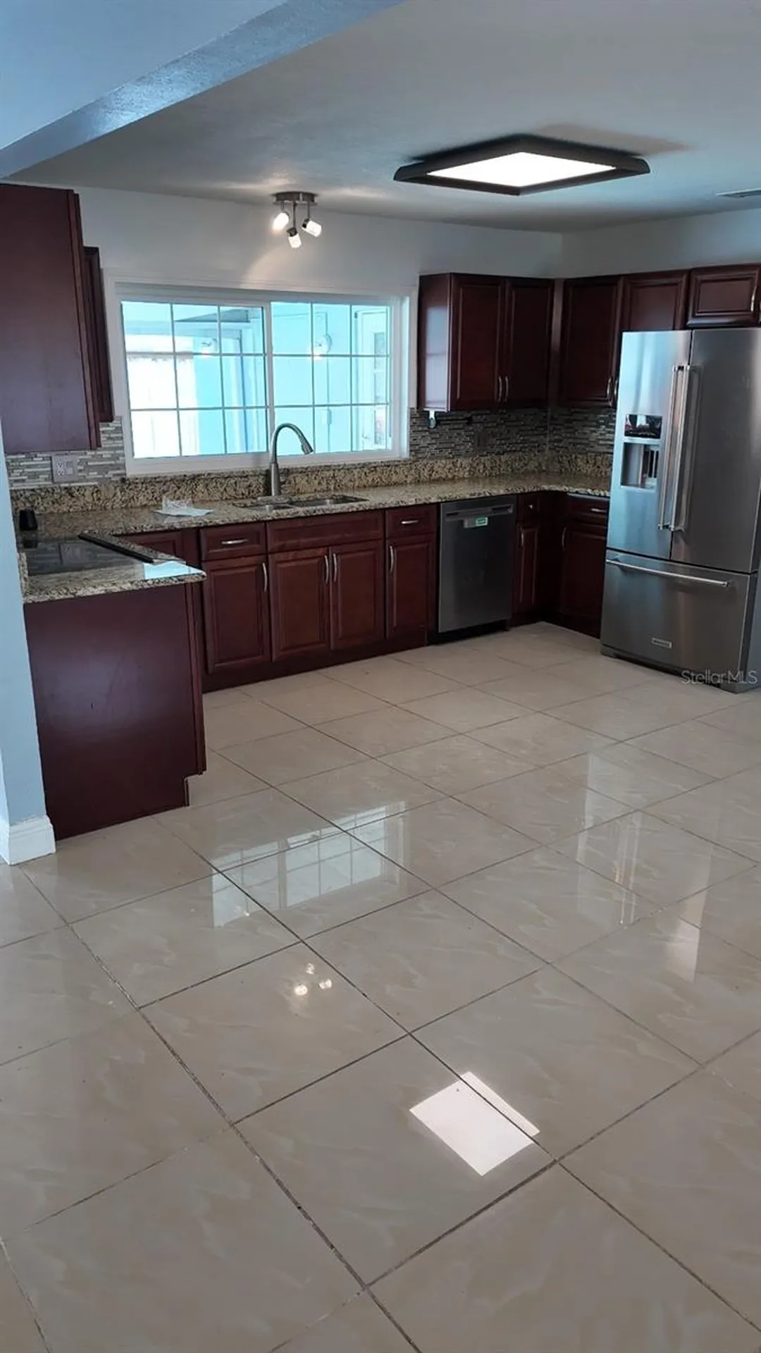 1703 Paradise Drive Kissimmee FL 34741