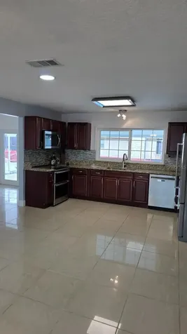 1703 Paradise Drive Kissimmee FL 34741