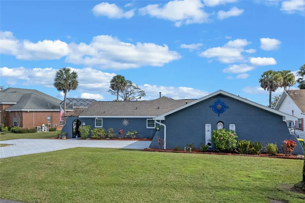 1102 N Palmetto Street Leesburg FL 34748