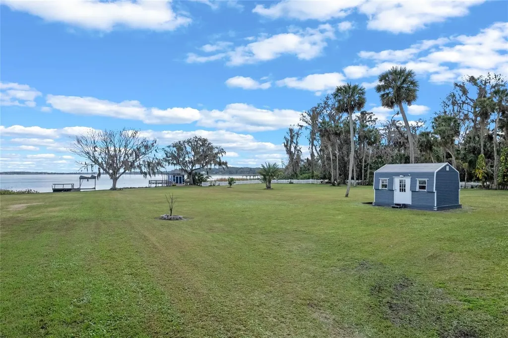 1102 N Palmetto Street Leesburg FL 34748