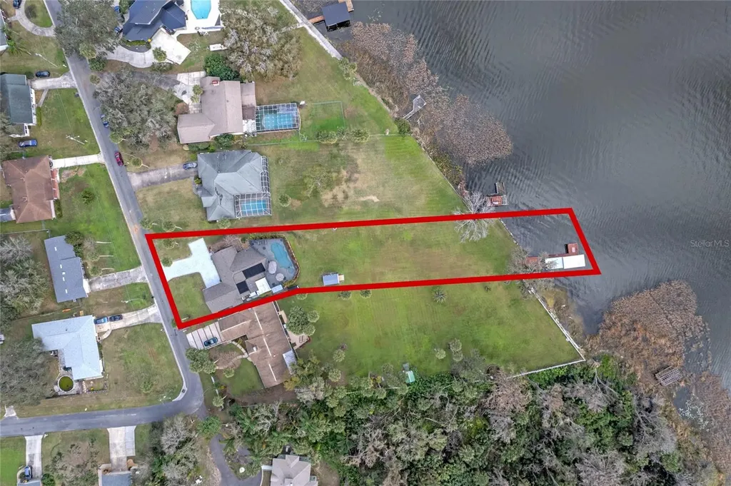 1102 N Palmetto Street Leesburg FL 34748