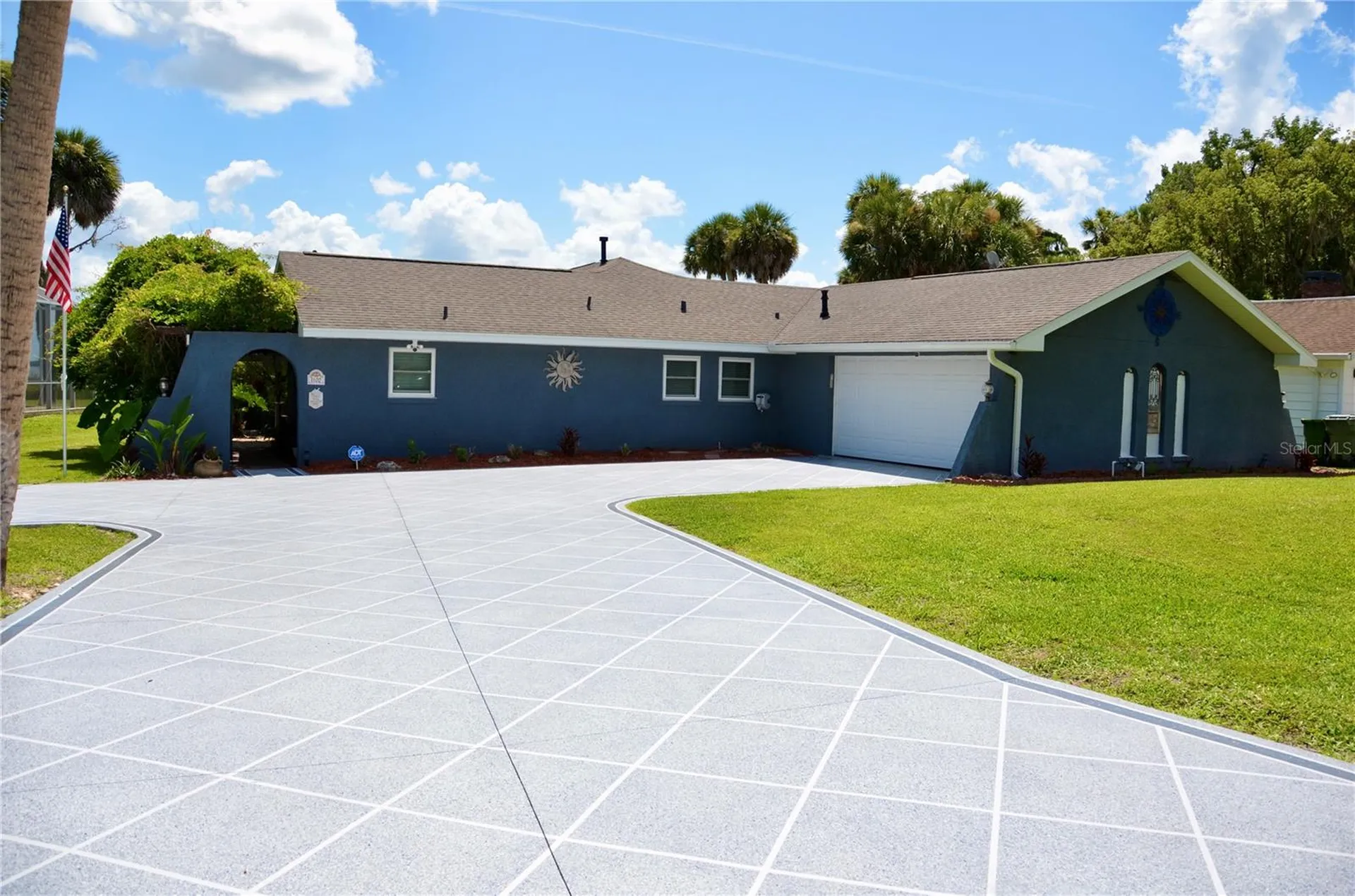 1102 N Palmetto Street Leesburg FL 34748