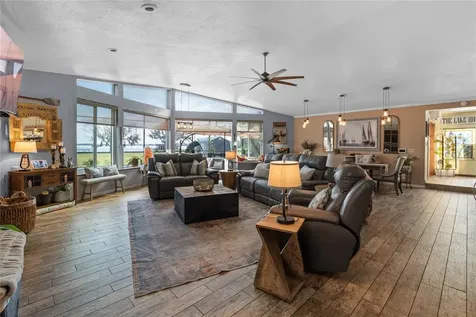 1102 N Palmetto Street Leesburg FL 34748