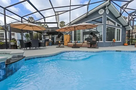 1102 N Palmetto Street Leesburg FL 34748