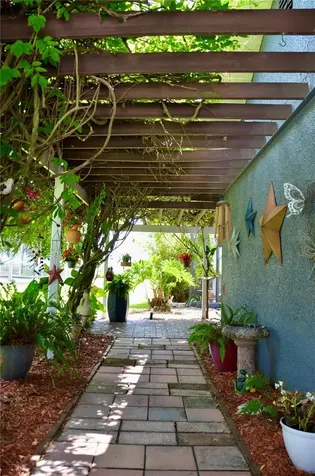 1102 N Palmetto Street Leesburg FL 34748