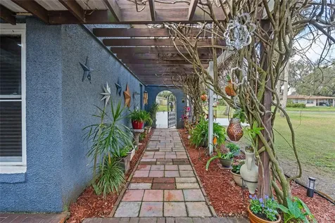 1102 N Palmetto Street Leesburg FL 34748