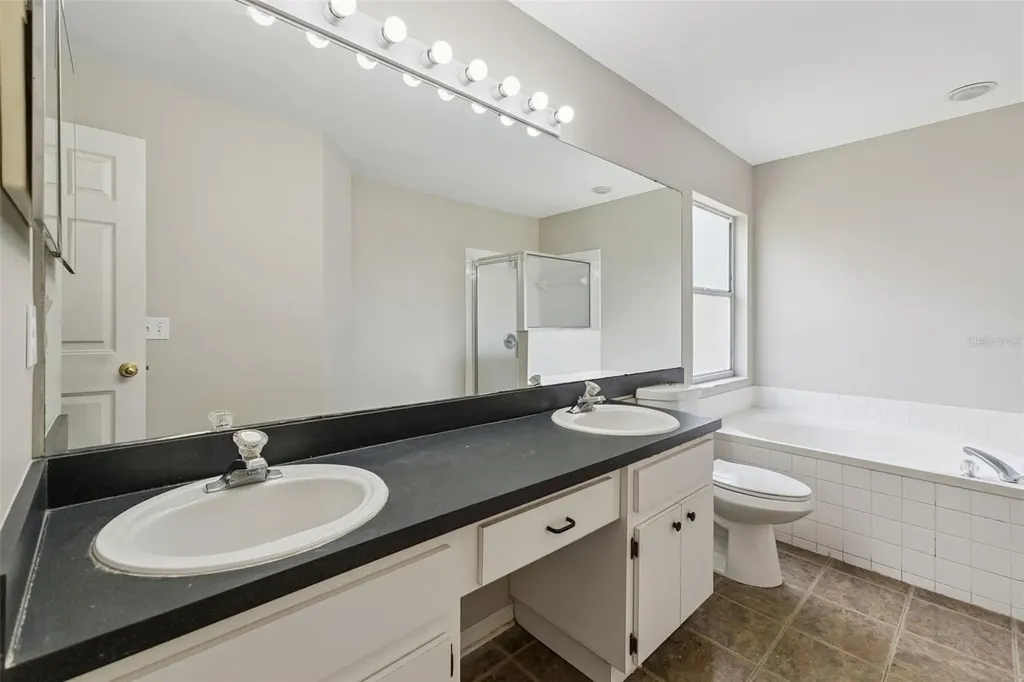 4017 Quail Briar Drive Valrico FL 33596