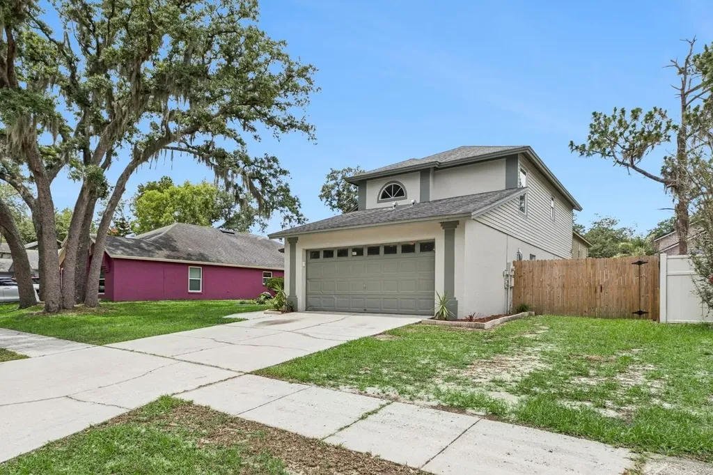 4017 Quail Briar Drive Valrico FL 33596