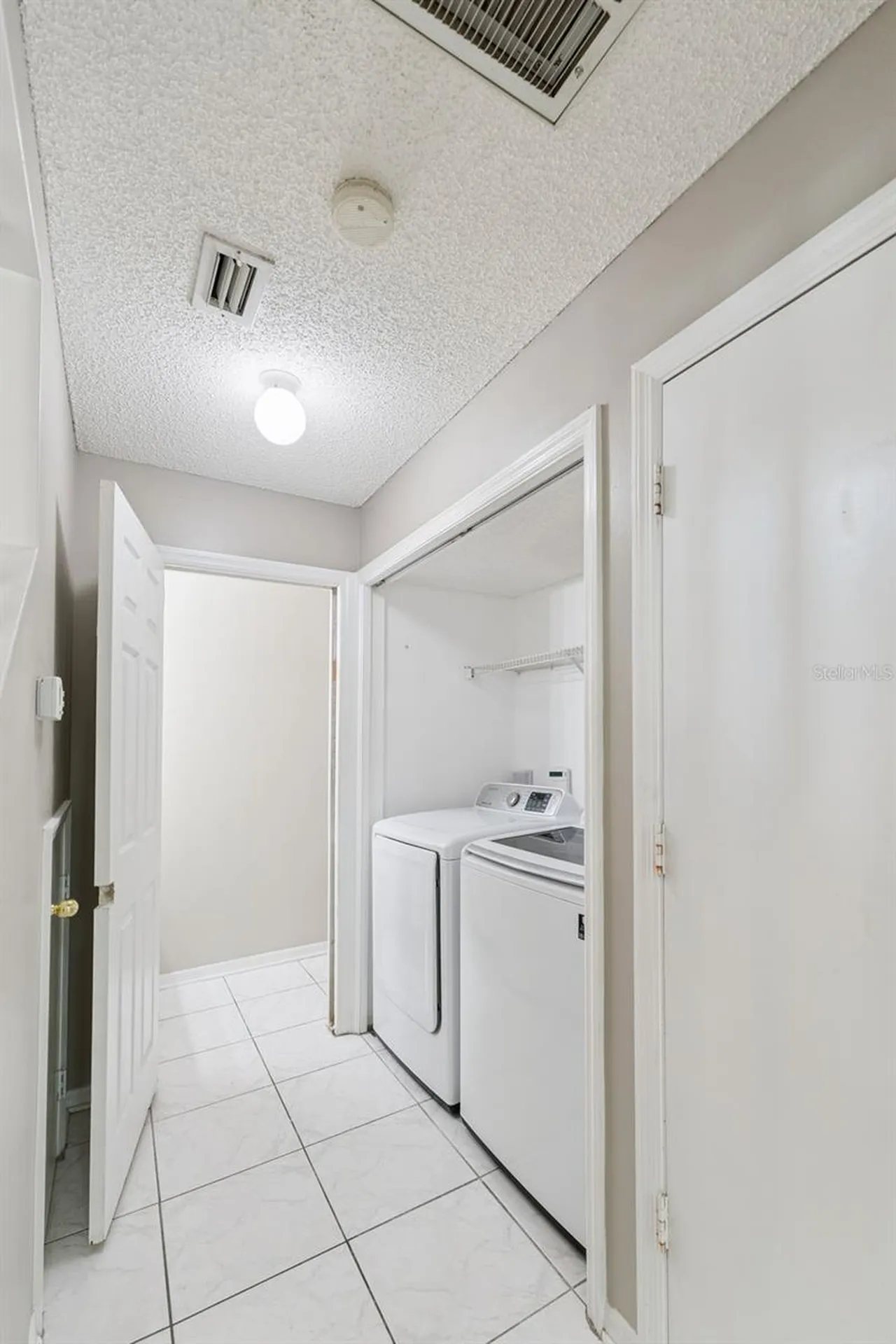 4017 Quail Briar Drive Valrico FL 33596