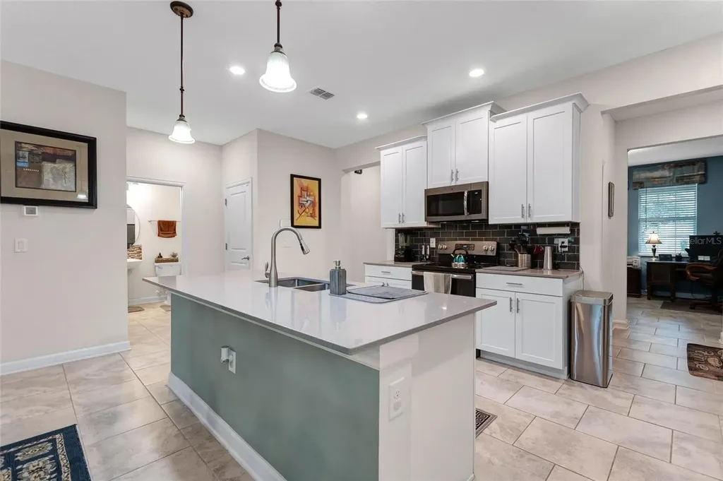 1089 Blackwolf Run Road Davenport FL 33896
