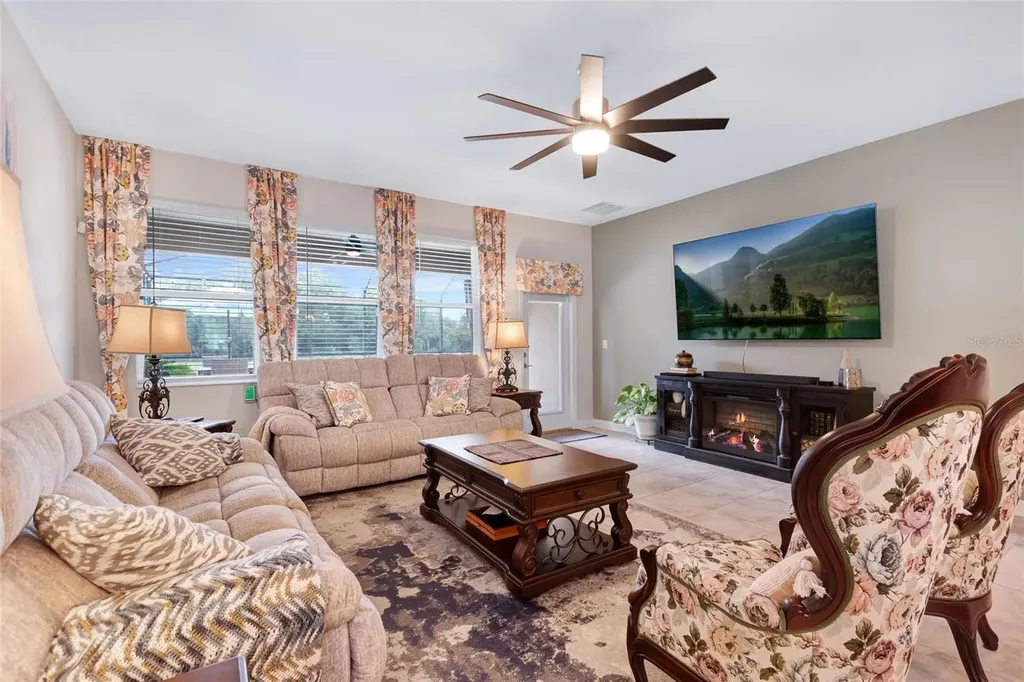 1089 Blackwolf Run Road Davenport FL 33896
