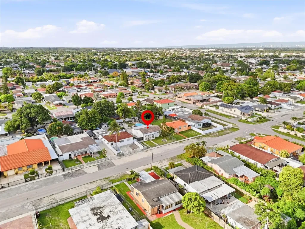 465 E 38th Street Hialeah FL 33013