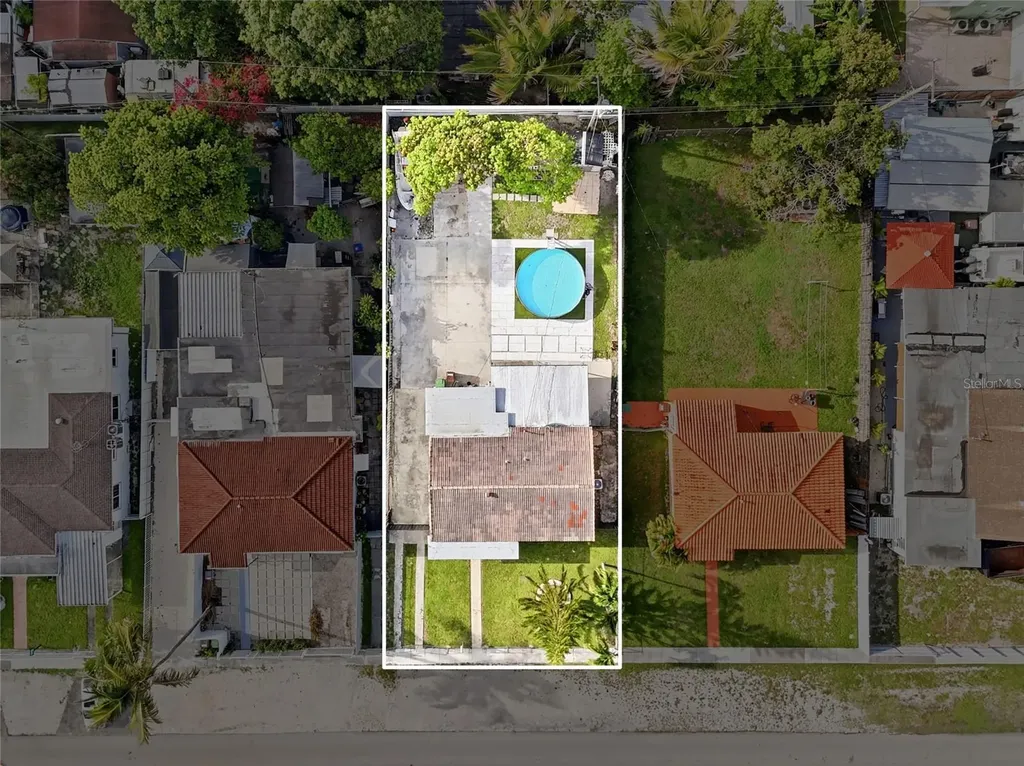 465 E 38th Street Hialeah FL 33013