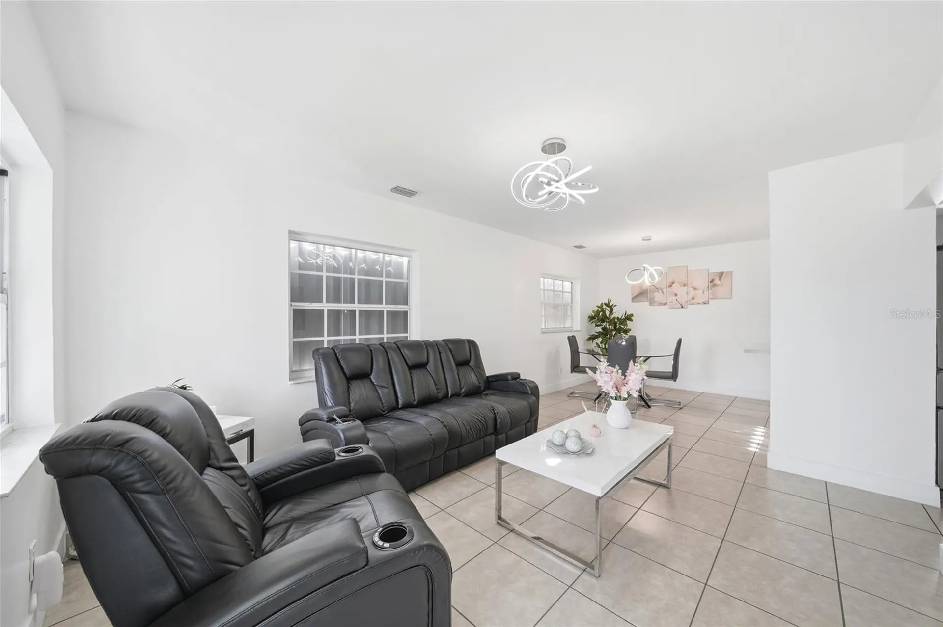 465 E 38th Street Hialeah FL 33013