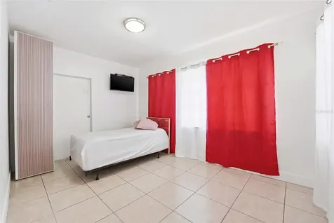 465 E 38th Street Hialeah FL 33013