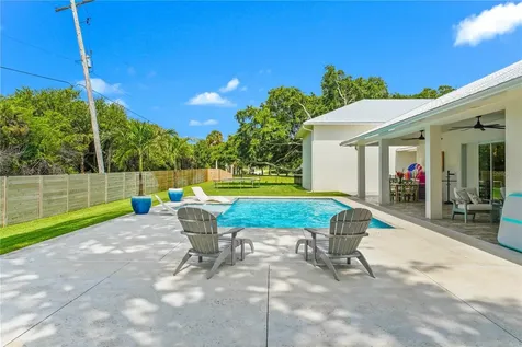 4255 79th Street Vero Beach FL 32967