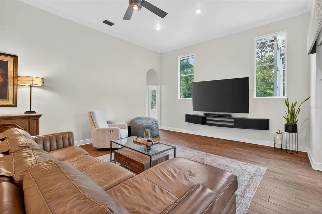 820 Sand Pine Drive NE St Petersburg FL 33703