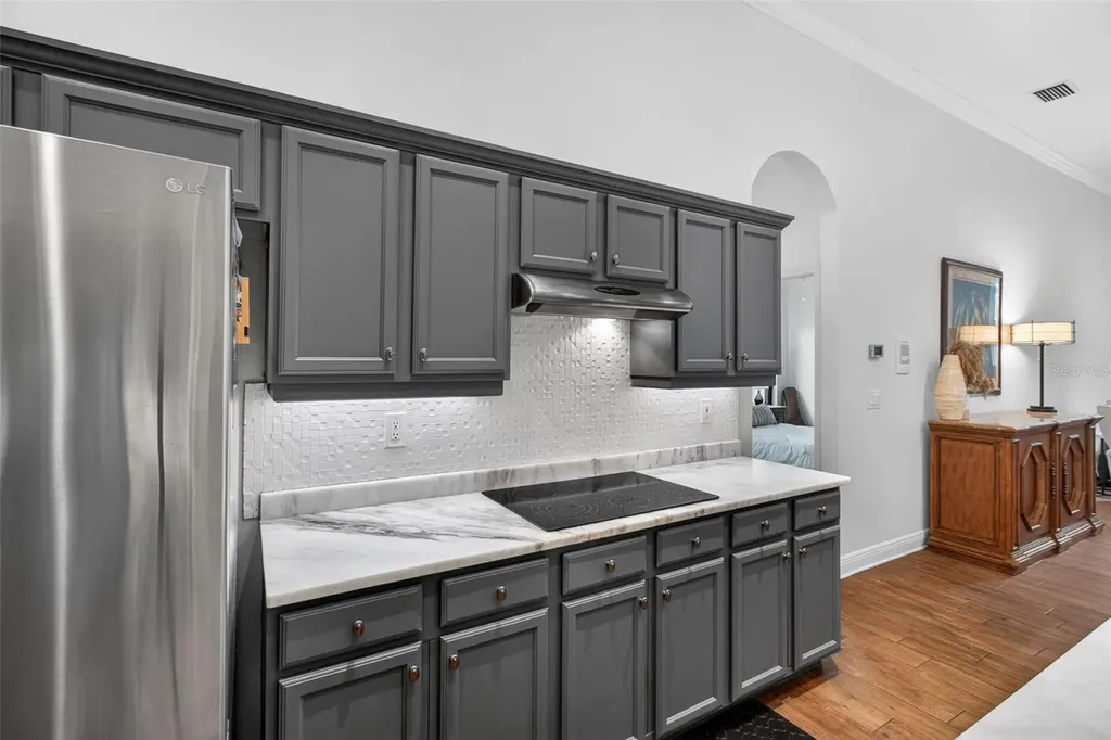 820 Sand Pine Drive NE St Petersburg FL 33703