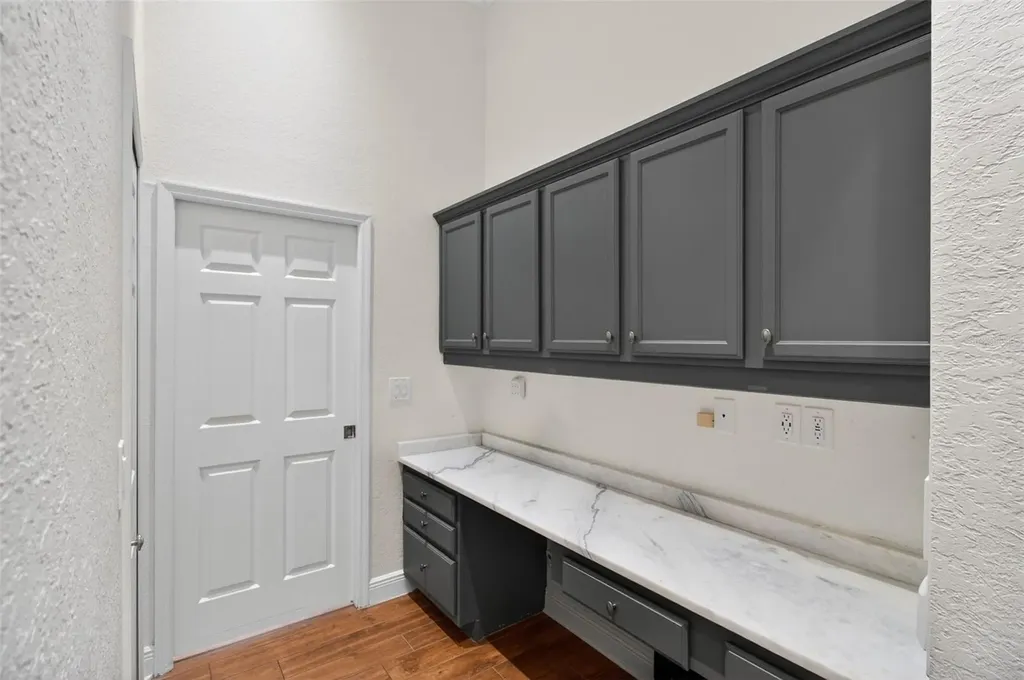 820 Sand Pine Drive NE St Petersburg FL 33703