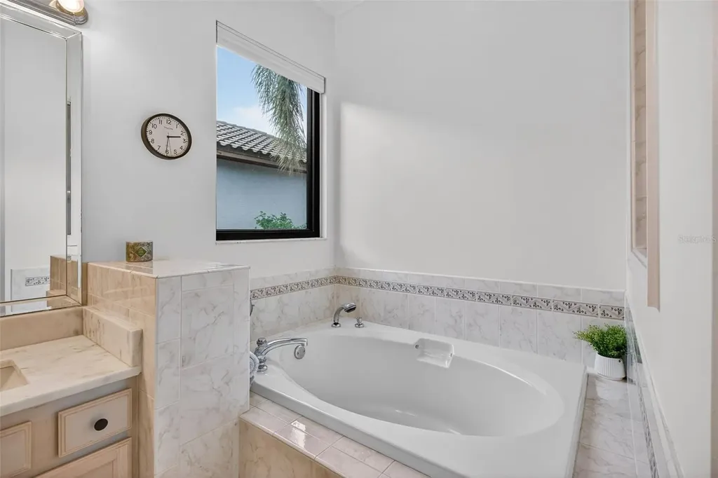 820 Sand Pine Drive NE St Petersburg FL 33703