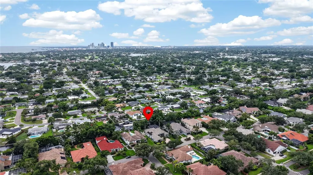 820 Sand Pine Drive NE St Petersburg FL 33703