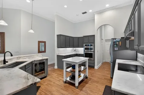 820 Sand Pine Drive NE St Petersburg FL 33703