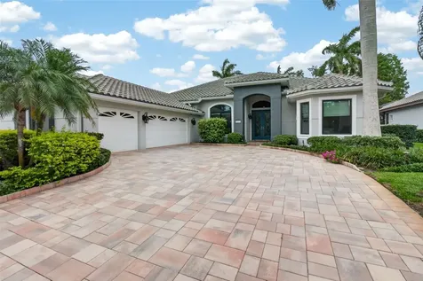 820 Sand Pine Drive NE St Petersburg FL 33703