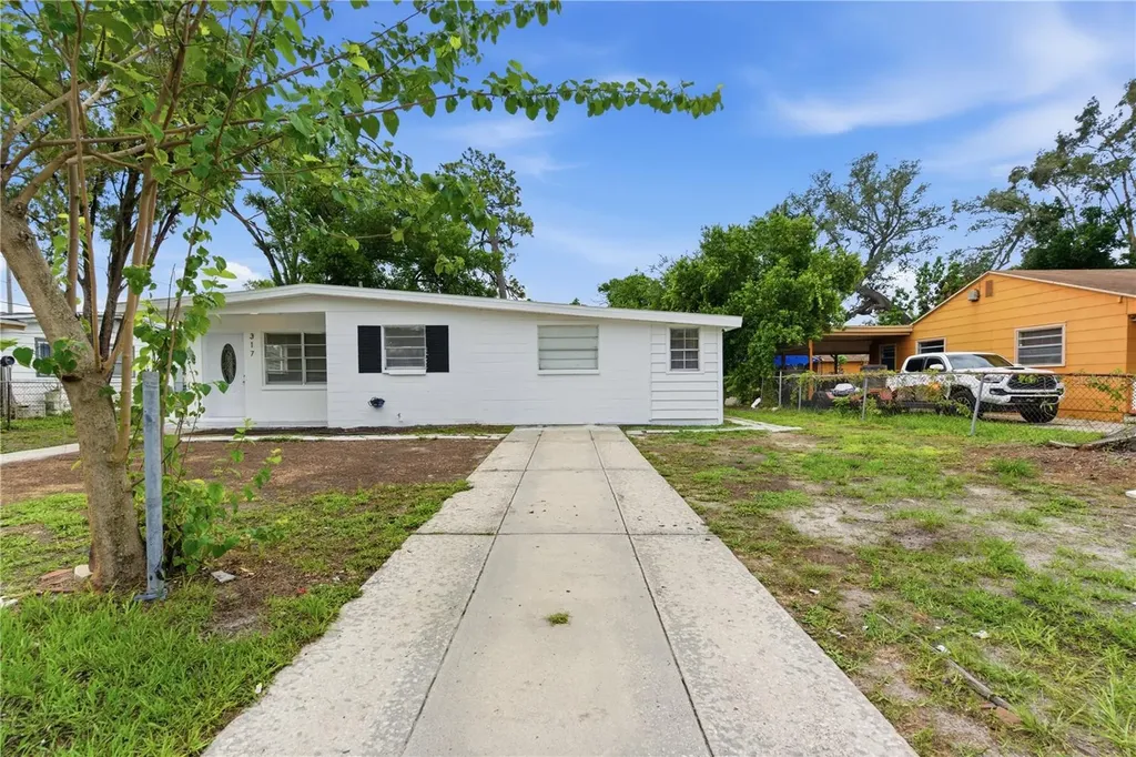 317 E Hydrangia Street Tampa FL 33612