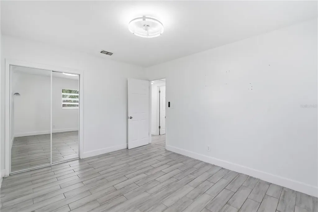 317 E Hydrangia Street Tampa FL 33612