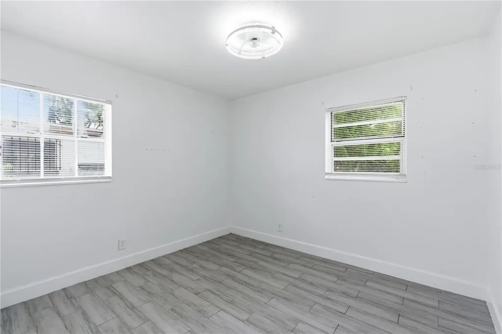 317 E Hydrangia Street Tampa FL 33612