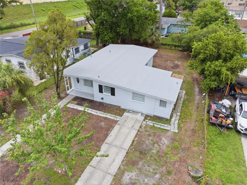 317 E Hydrangia Street Tampa FL 33612