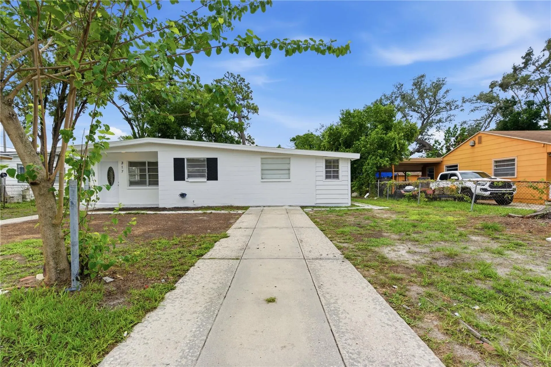 317 E Hydrangia Street Tampa FL 33612