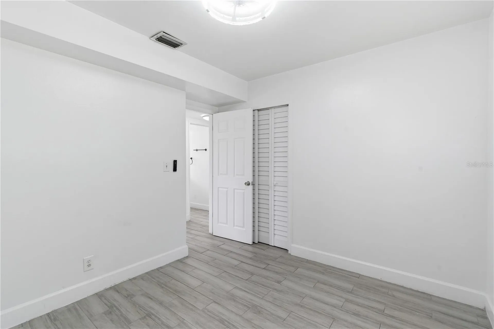 317 E Hydrangia Street Tampa FL 33612