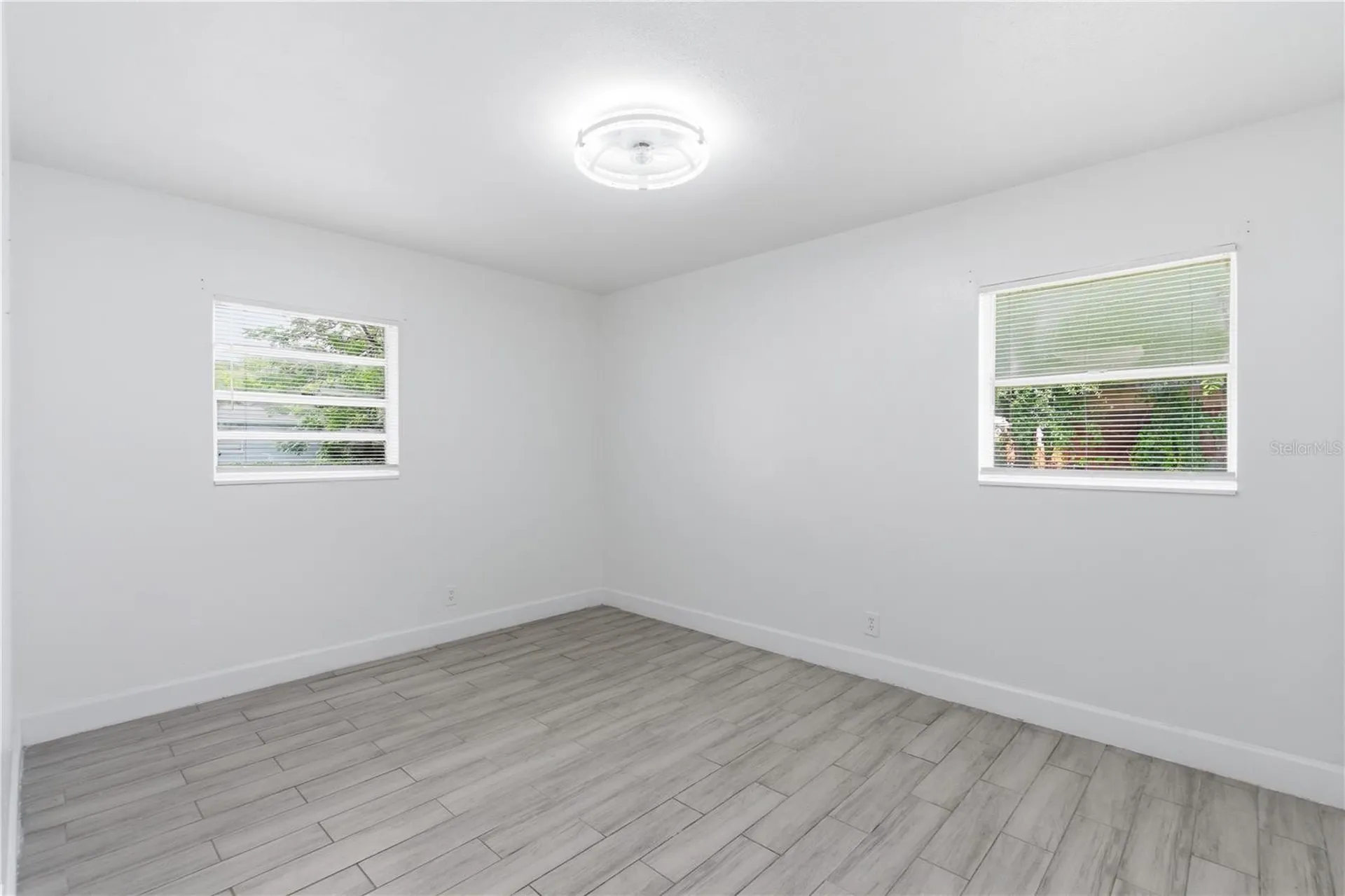 317 E Hydrangia Street Tampa FL 33612