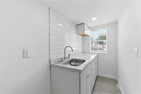 317 E Hydrangia Street Tampa FL 33612
