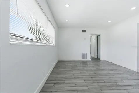 317 E Hydrangia Street Tampa FL 33612
