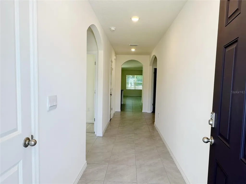 136 Hickory Course Loop Ocala FL 34472