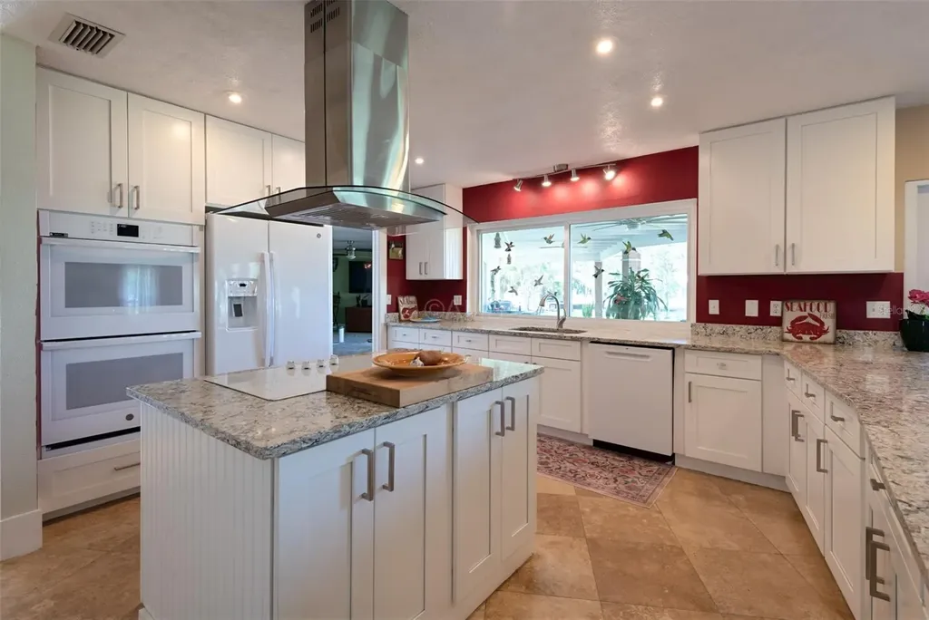 11580 W Dixie Shores Drive Crystal River FL 34429