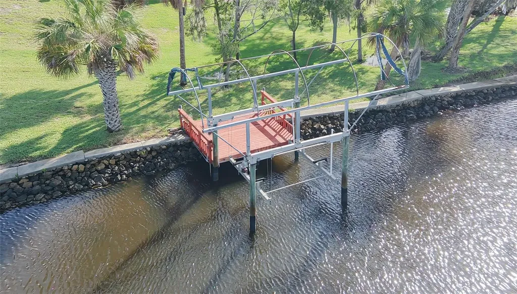 11580 W Dixie Shores Drive Crystal River FL 34429