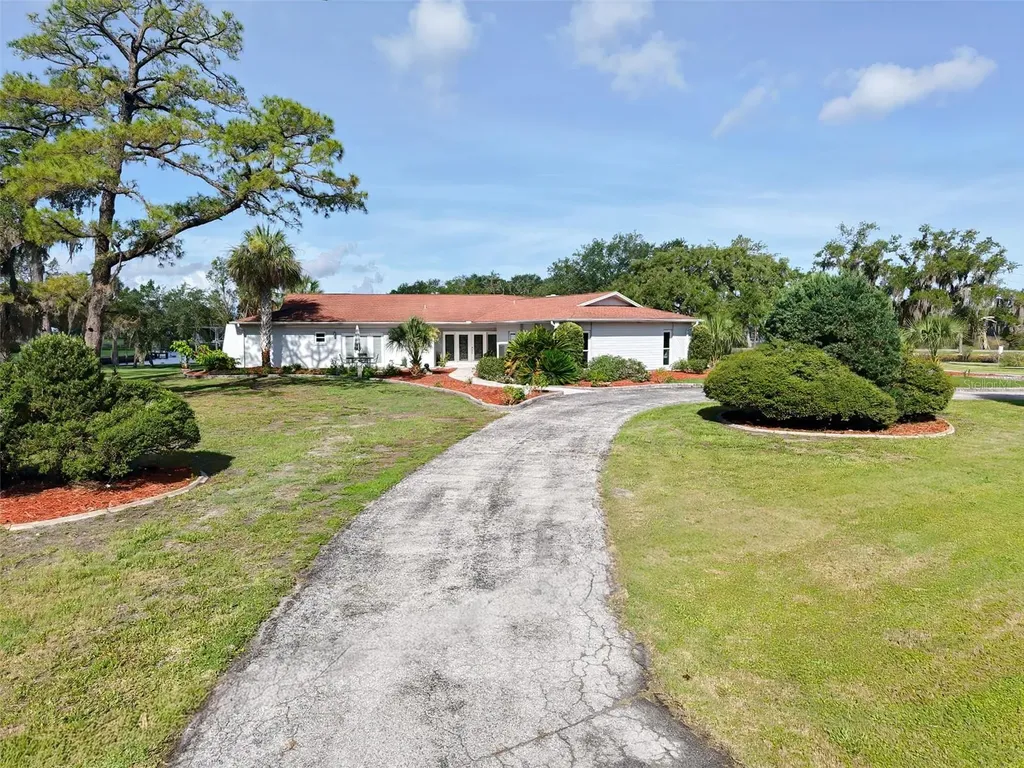 11580 W Dixie Shores Drive Crystal River FL 34429