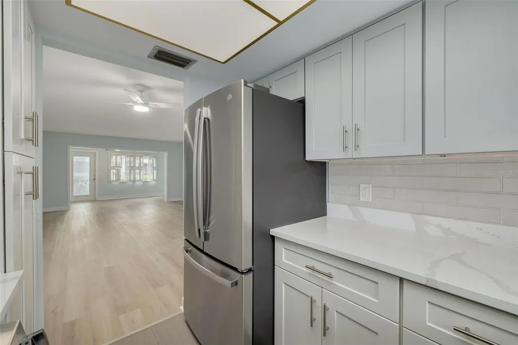 4580 Overlook Drive NE St Petersburg FL 33703