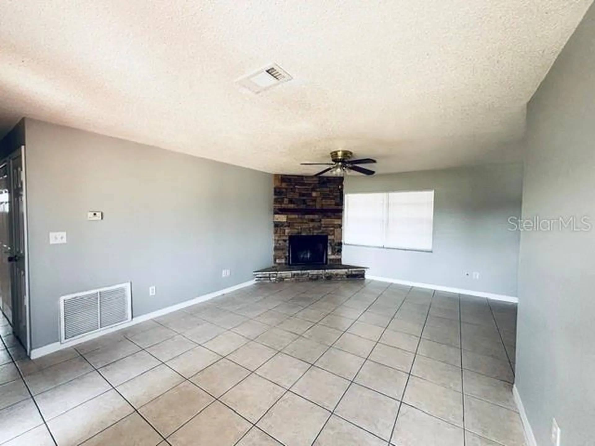 1931 English Drive Deltona FL 32738