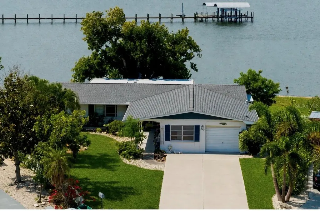 800 25th Avenue W Palmetto FL 34221