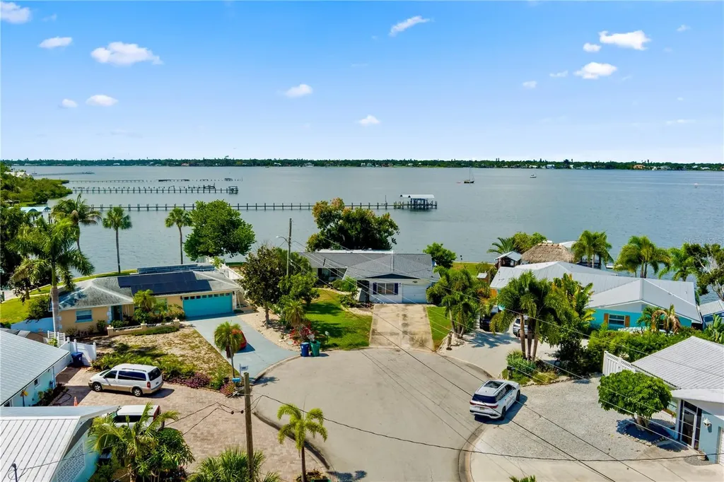 800 25th Avenue W Palmetto FL 34221