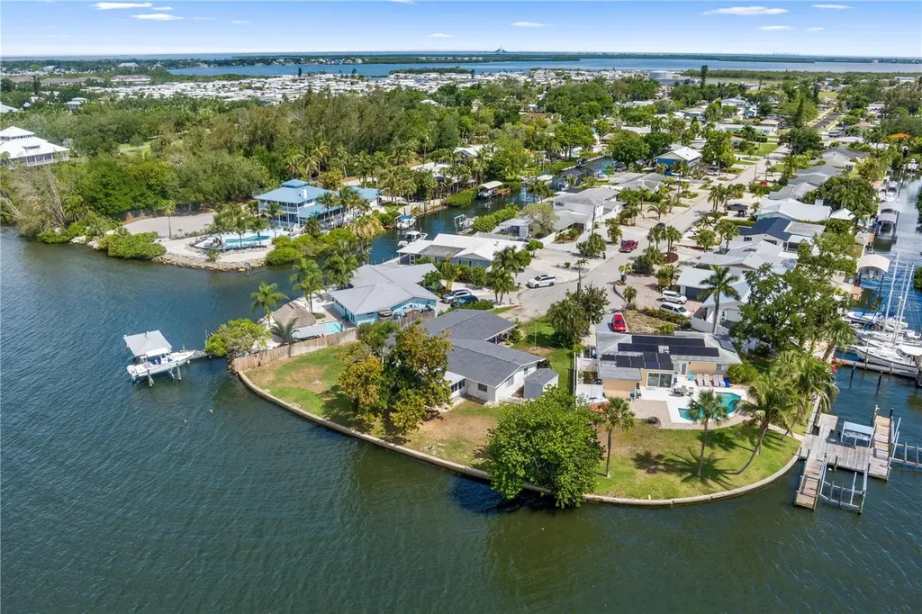 800 25th Avenue W Palmetto FL 34221