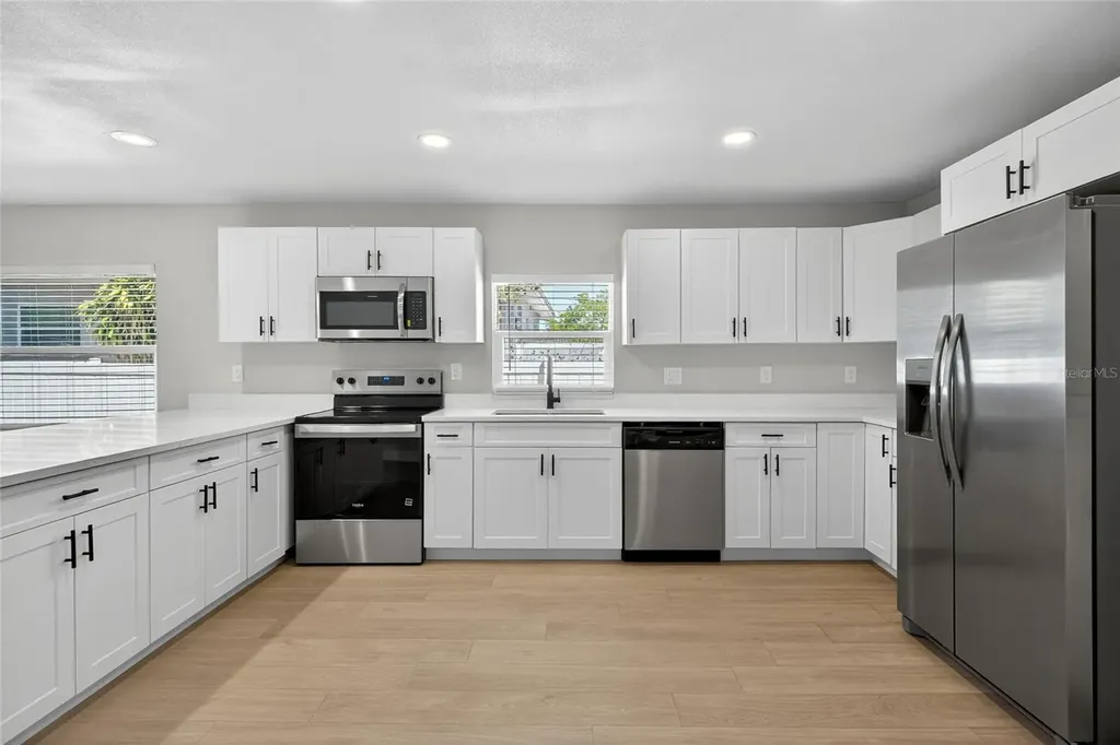 4248 4th Avenue S St Petersburg FL 33711