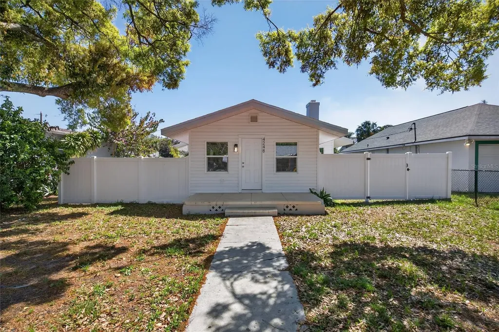 4248 4th Avenue S St Petersburg FL 33711