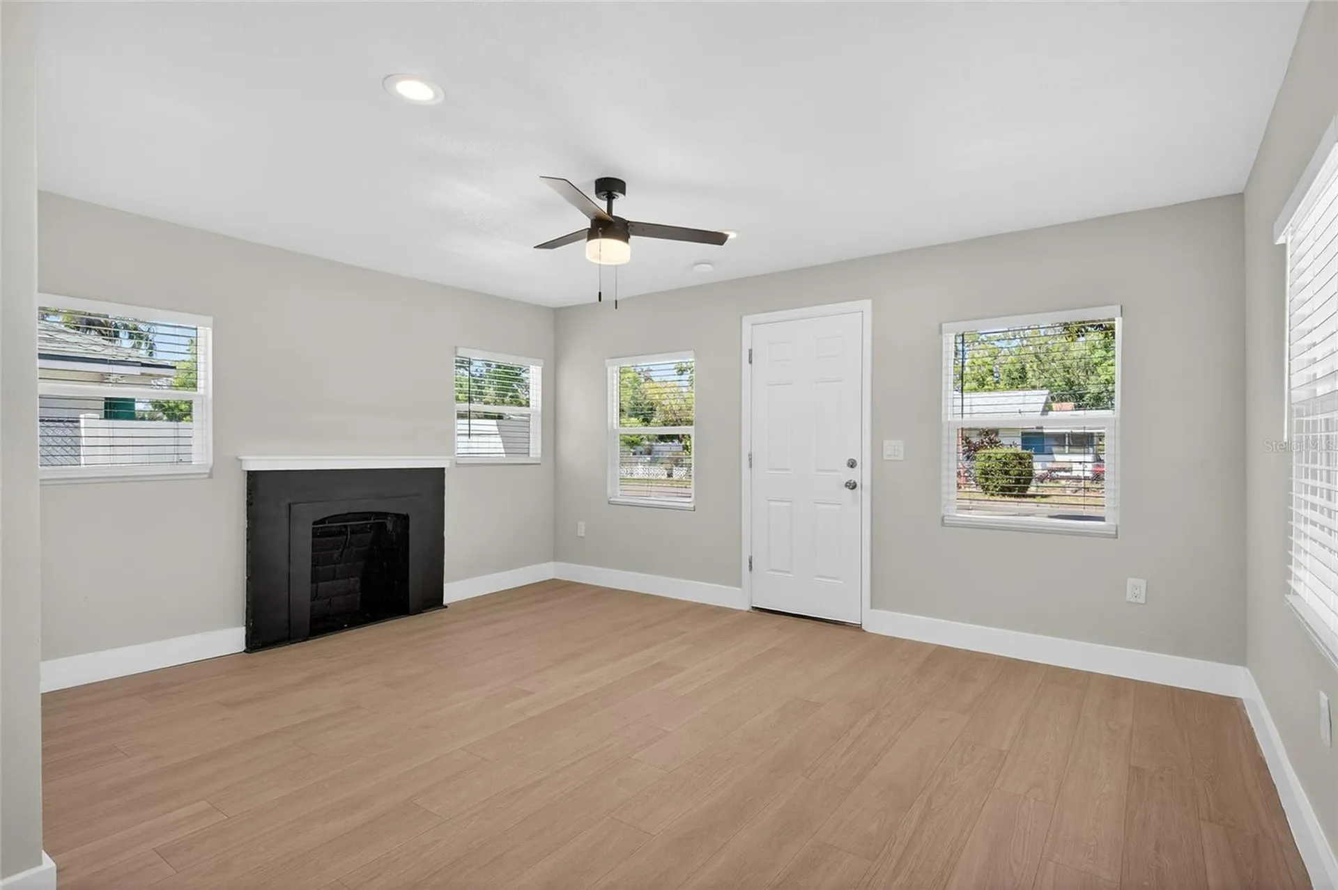4248 4th Avenue S St Petersburg FL 33711